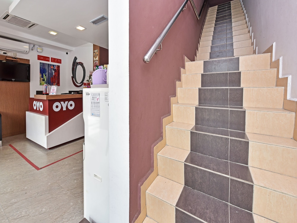 Oyo 768 Fajar Baru Boutique Hotel 9/39