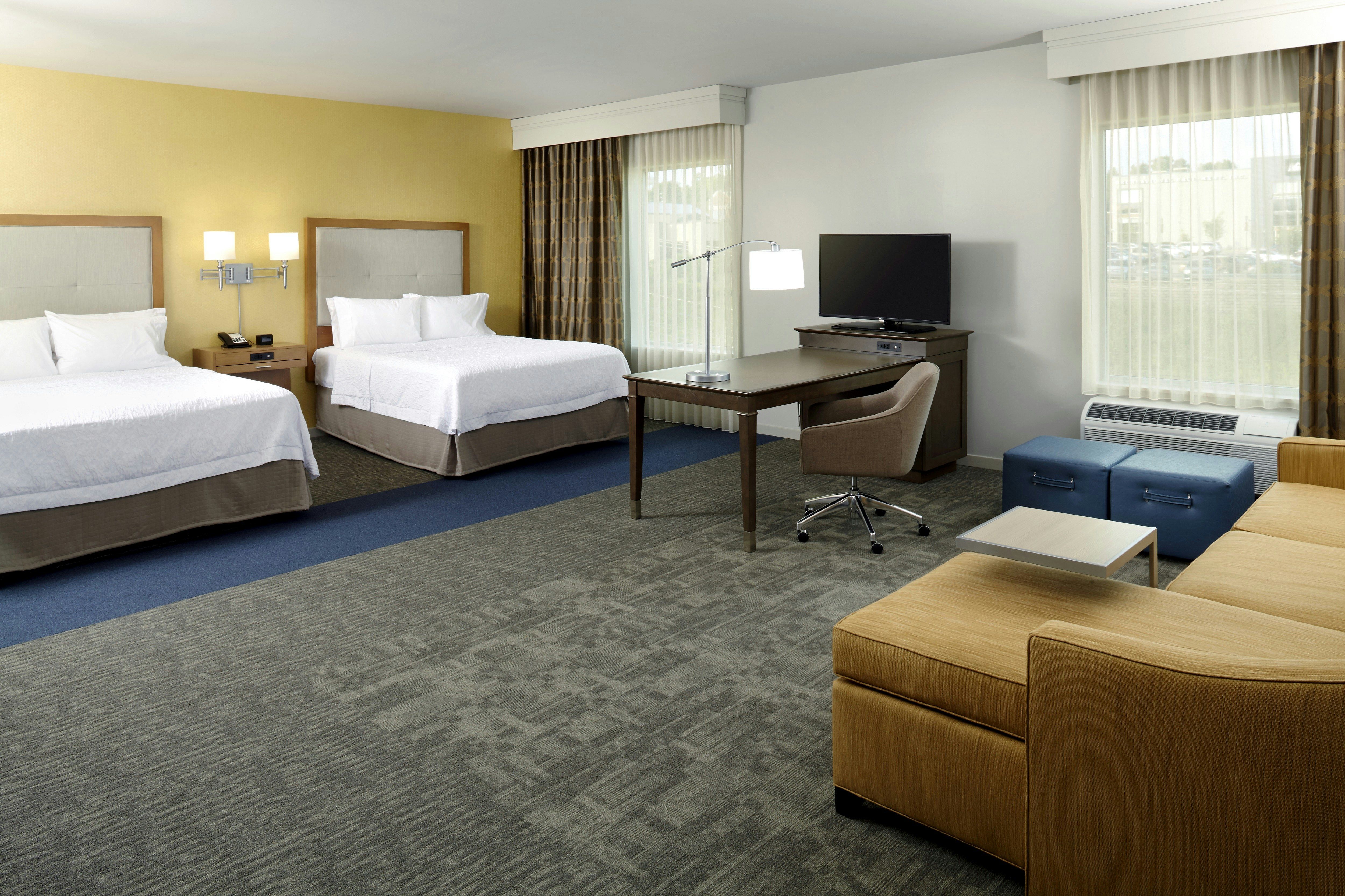 Hampton Inn Suites Pittsburgh Airport South Settlers Ridge 20/60
