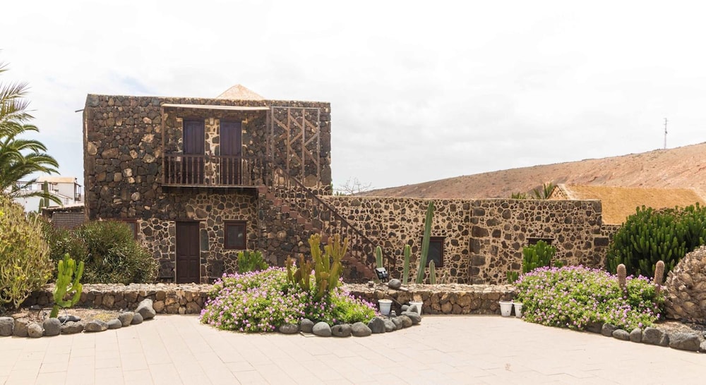 Hotel Rural Mahoh 3/64