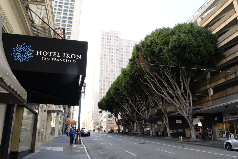 Hotel Ikon 6/52