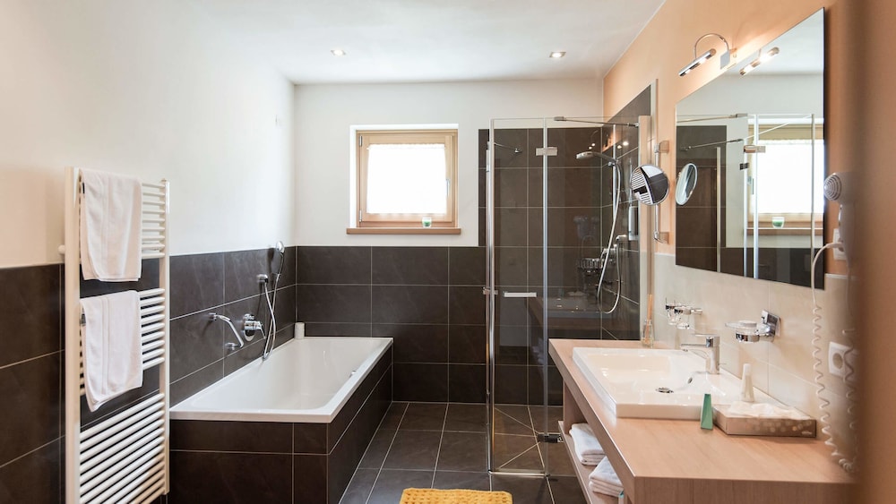 Alpine Hotel Ciasa Lara 39/40