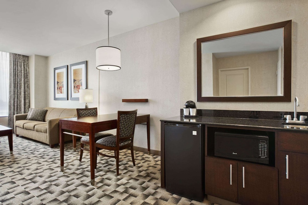 Embassy Suites Buffalo 55/65