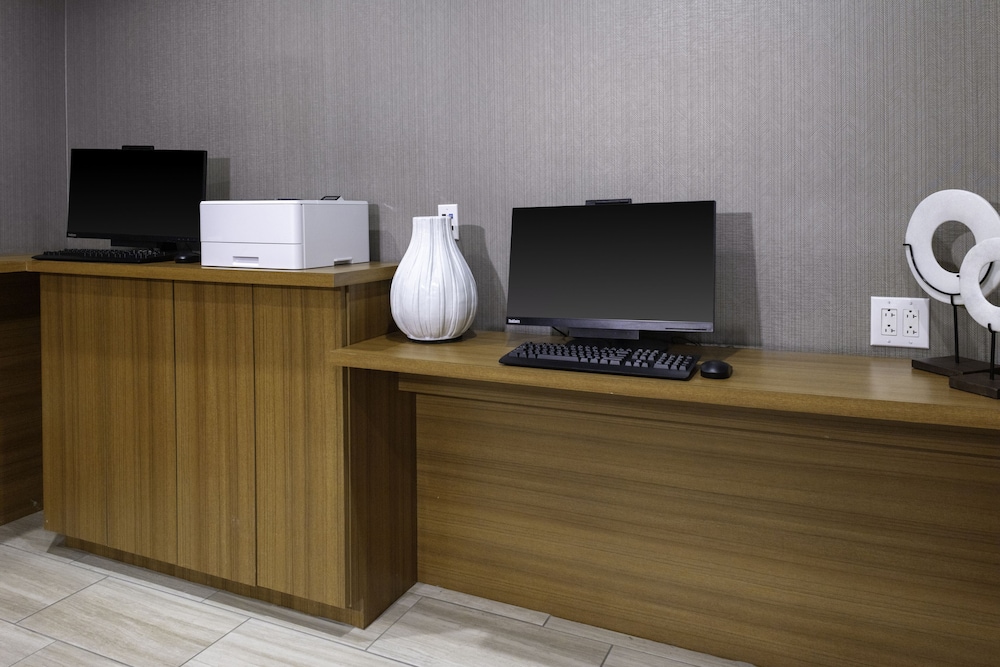 SpringHill Suites by Marriott Atlanta Alpharetta/Roswell 24/36