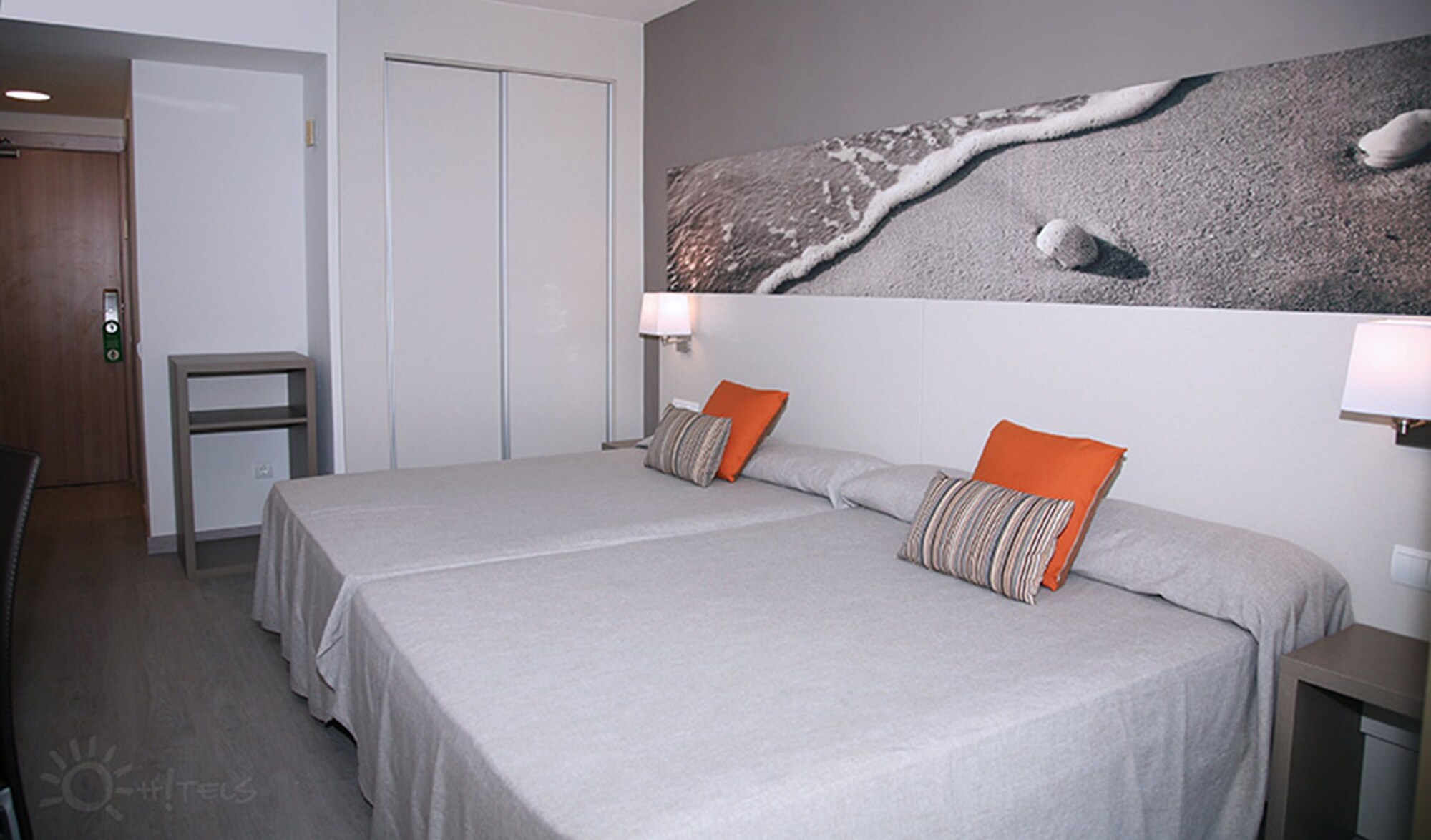 ROOM, DOUBLE BED, BALCONY