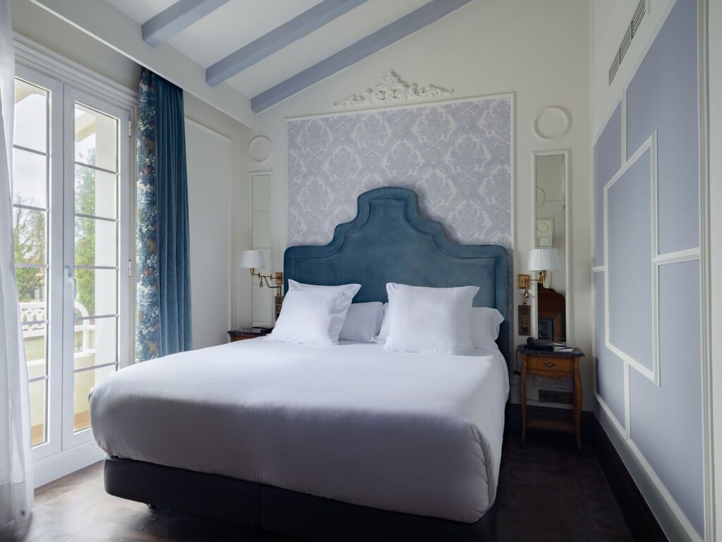 Executive, Double or Twin Bed, Sea View