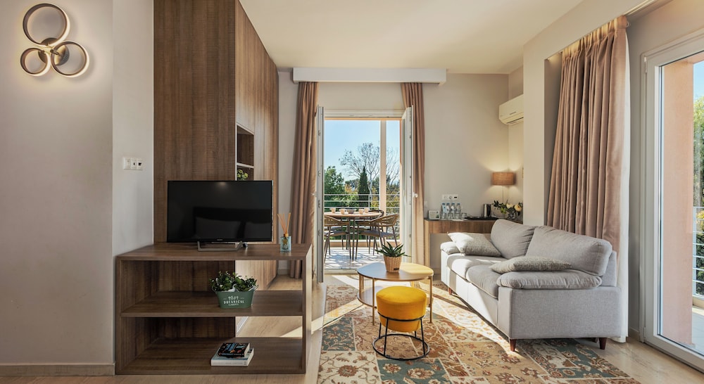 Minavra Hotel 25/43