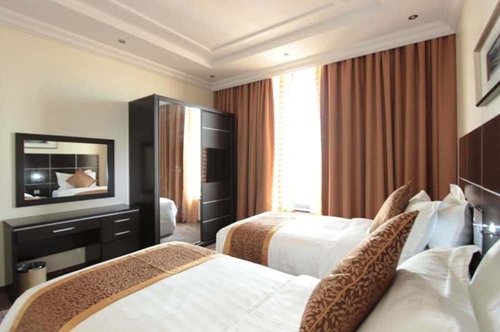 بلاتينيوم السبعين للأجنحة الفندقية(Platinum Seventy Serviced Apartments) 18/61