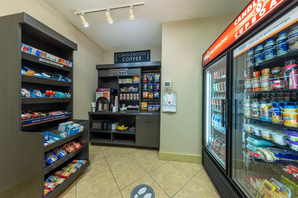 Candlewood Suites Springfield South 40/43