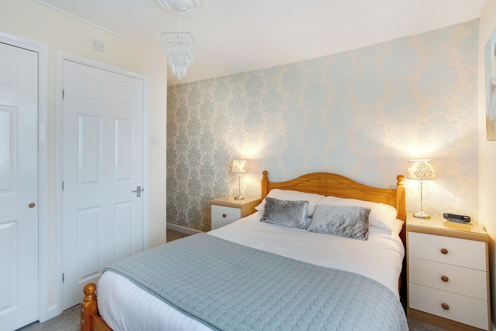 Trelawney Hotel B B Guest House 7/50