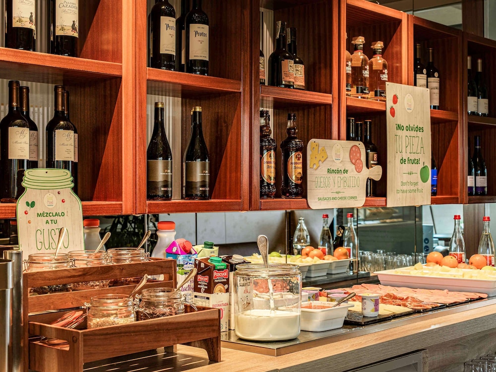 ibis Styles Figueres Ronda 23/49