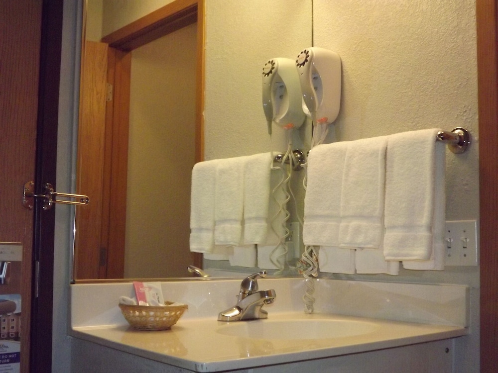 Microtel Inn Suites Ames 20/38