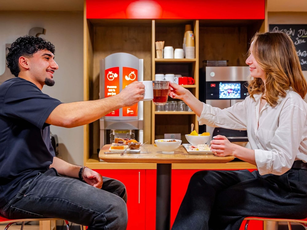 ibis Bordeaux Centre Gare Saint Jean Euratlantique 67/77