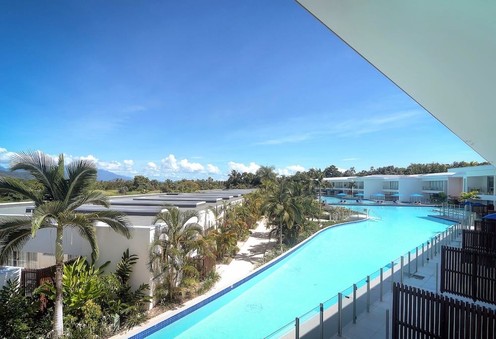 Pool Port Douglas 25/50