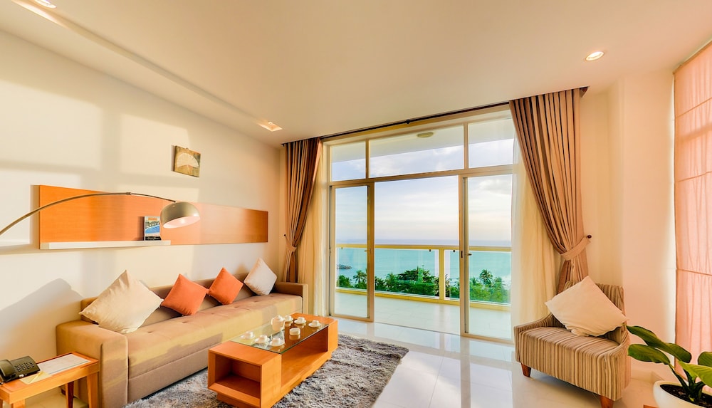Ocean Vista 44/71