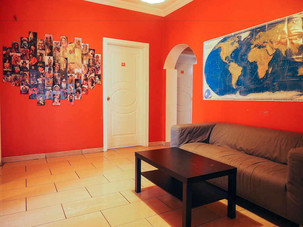 Deeps Hostel 21/44