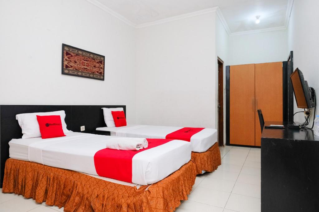 Reddoorz Plus Taman Siswa 2 31/63