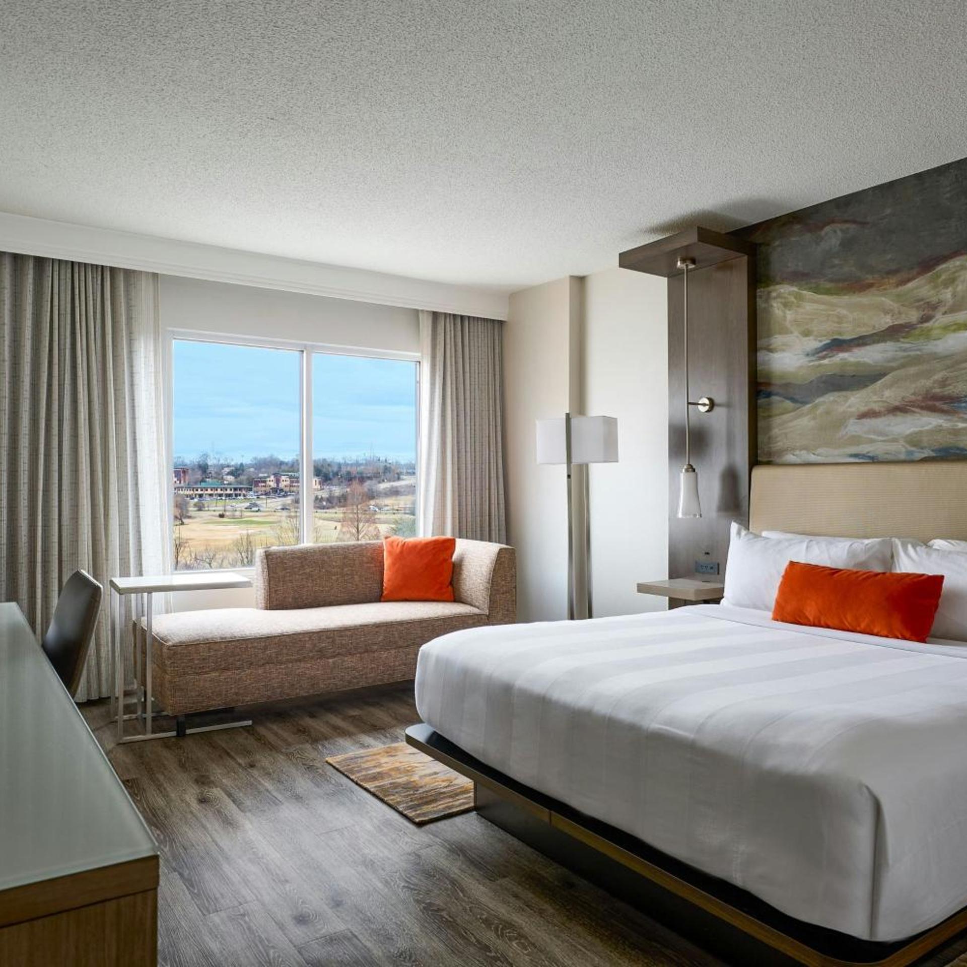 غرفة بسرير كينج أو سرير مزدوج، Marriott Meadowview Conference Resort Convention Center 2/10
