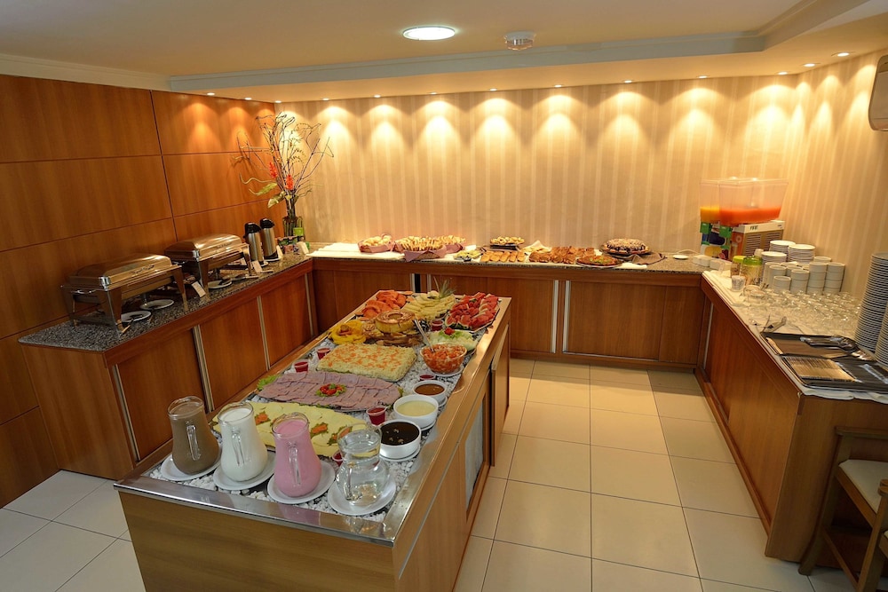 restaurant-cafeteria
