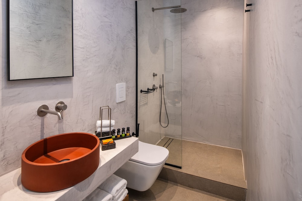 Ira Hotel Spa 50/54