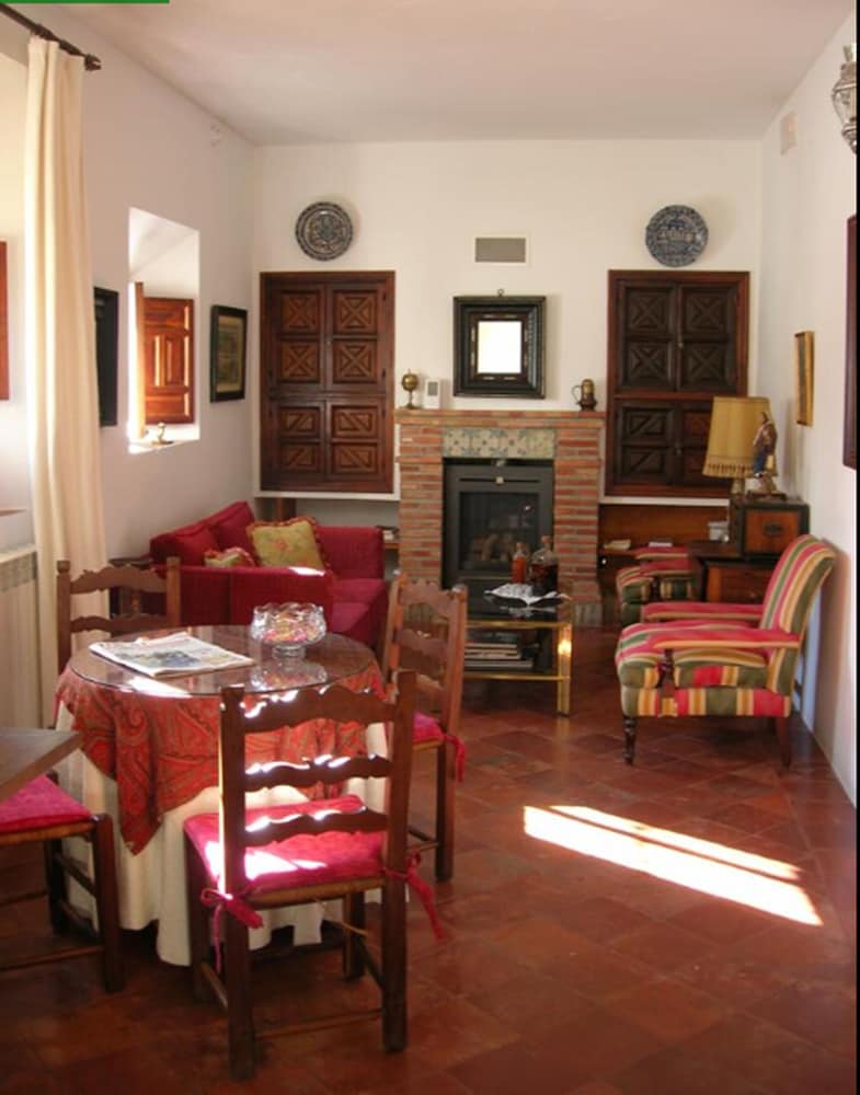 Hotel Santa Isabel La Real 33/66