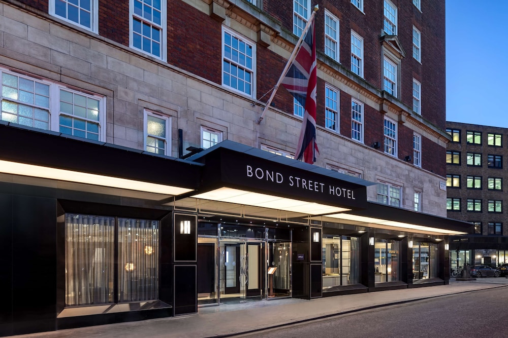 Radisson Blu Hotel London Bond Street 64/71