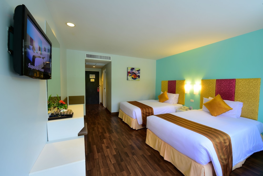 Patong Resort Hotel 22/66