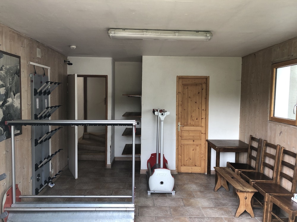 Hotel Le Soly Varnay 42/68