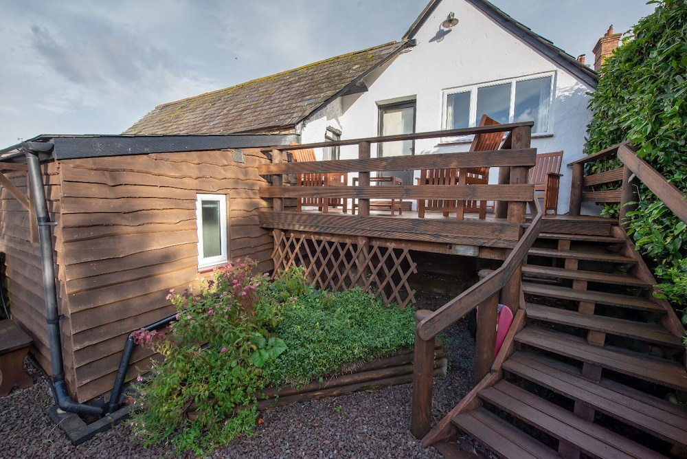Steps Farmhouse - Guest house 2/49