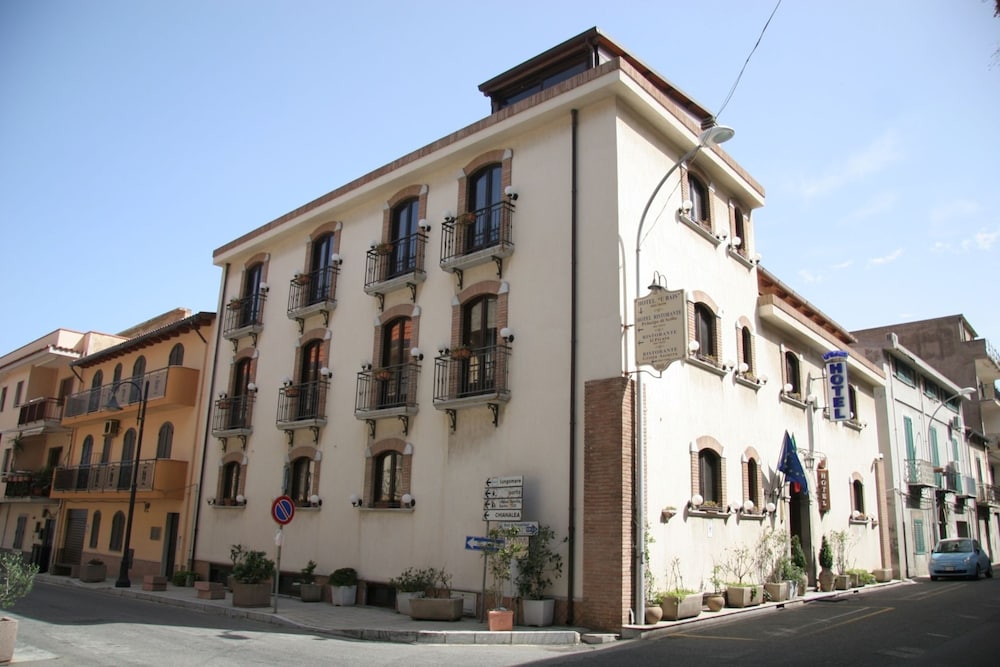 Hotel U Bais in SCILLA