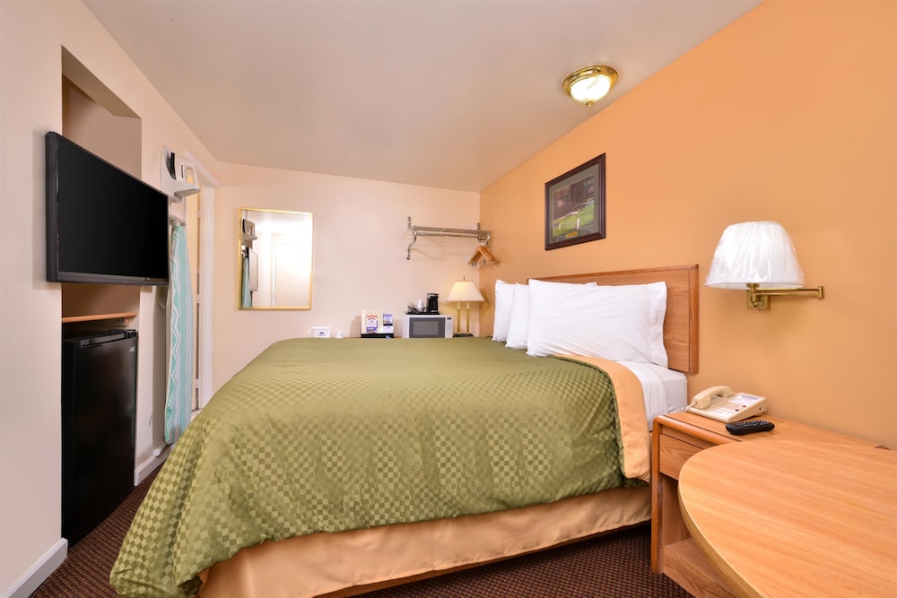 Americas Best Value Inn Jonesville/Hillsdale 18/37