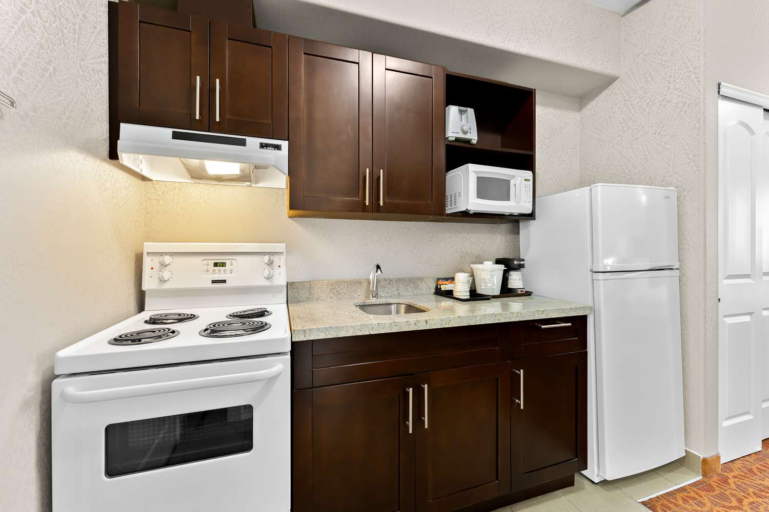 Best Western Williams Lake Hotel 38/39
