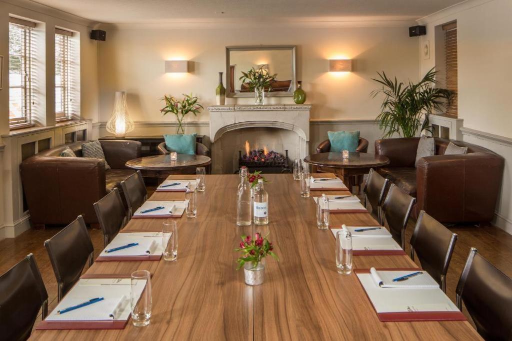 The Chequers Inn 18/20