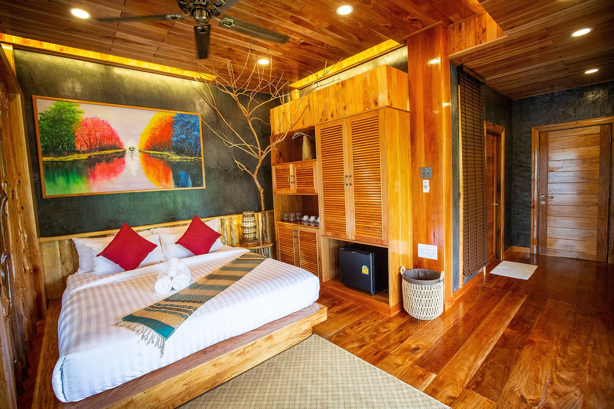 2 Bedrooms, Family Suite, 2 Bathrooms