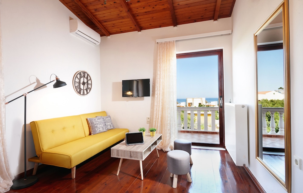 Villa Vanelia Mare 14/35