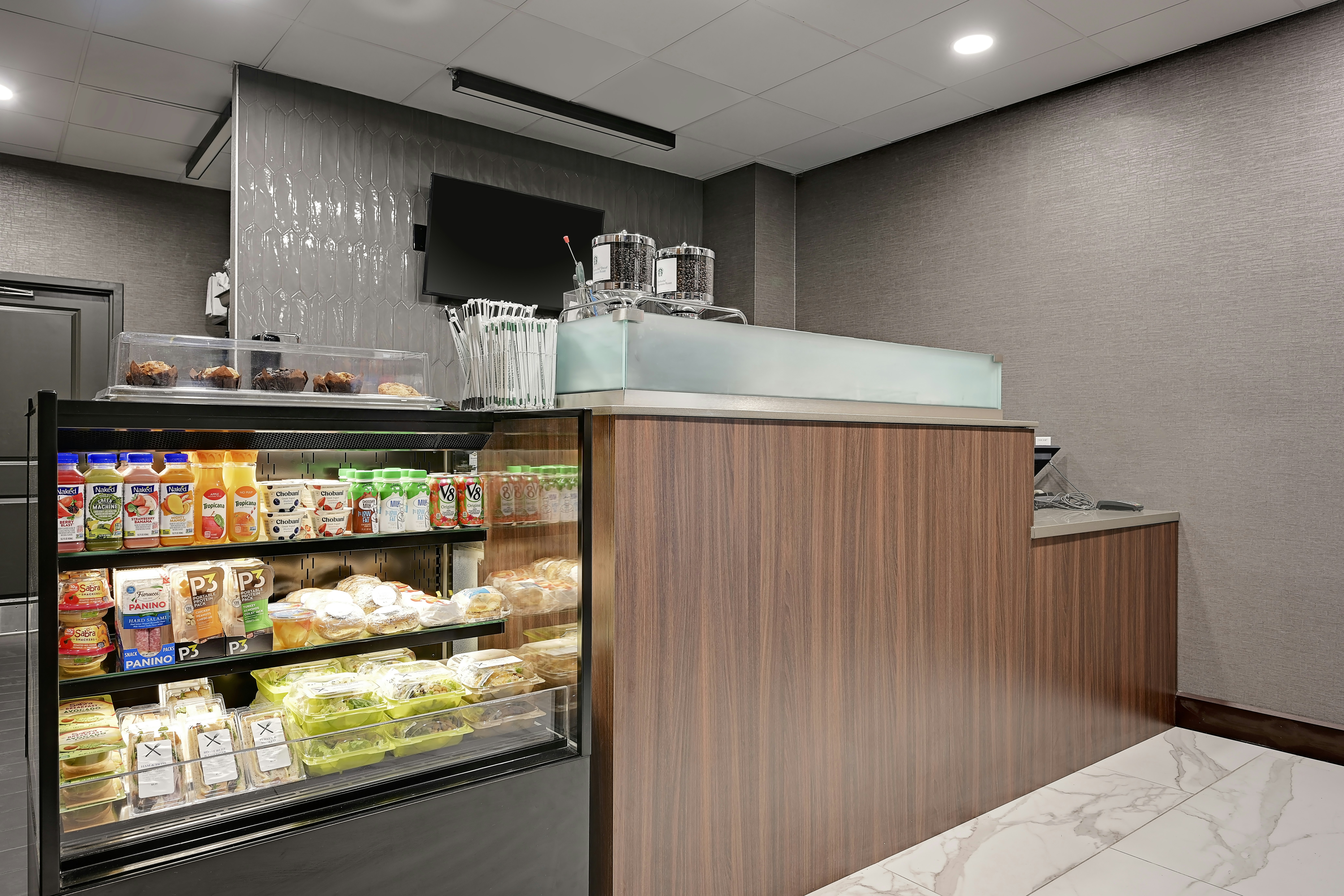 DoubleTree by Hilton Denver International Airport (ex. Holiday Inn Hotel And Suites) 7/45