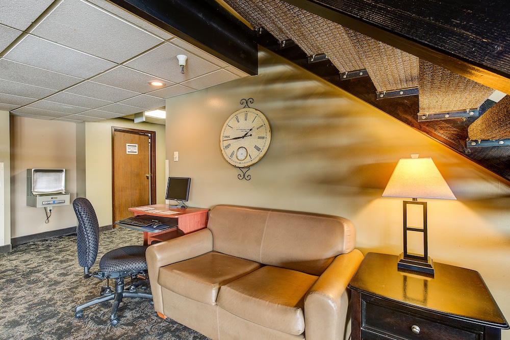 Western Inn 26/29