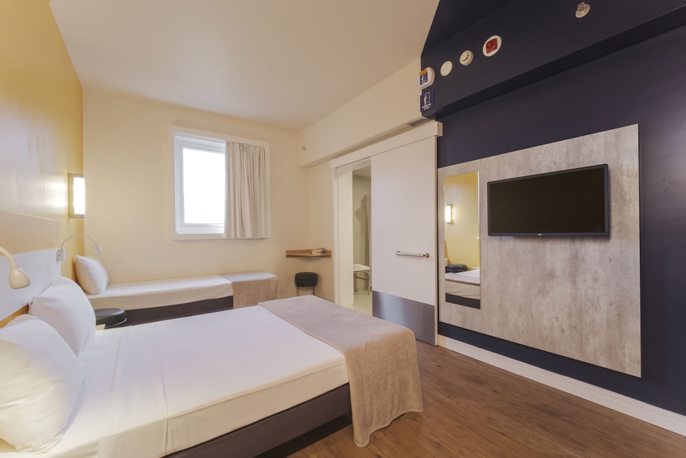 ibis Budget Farroupilha 32/60
