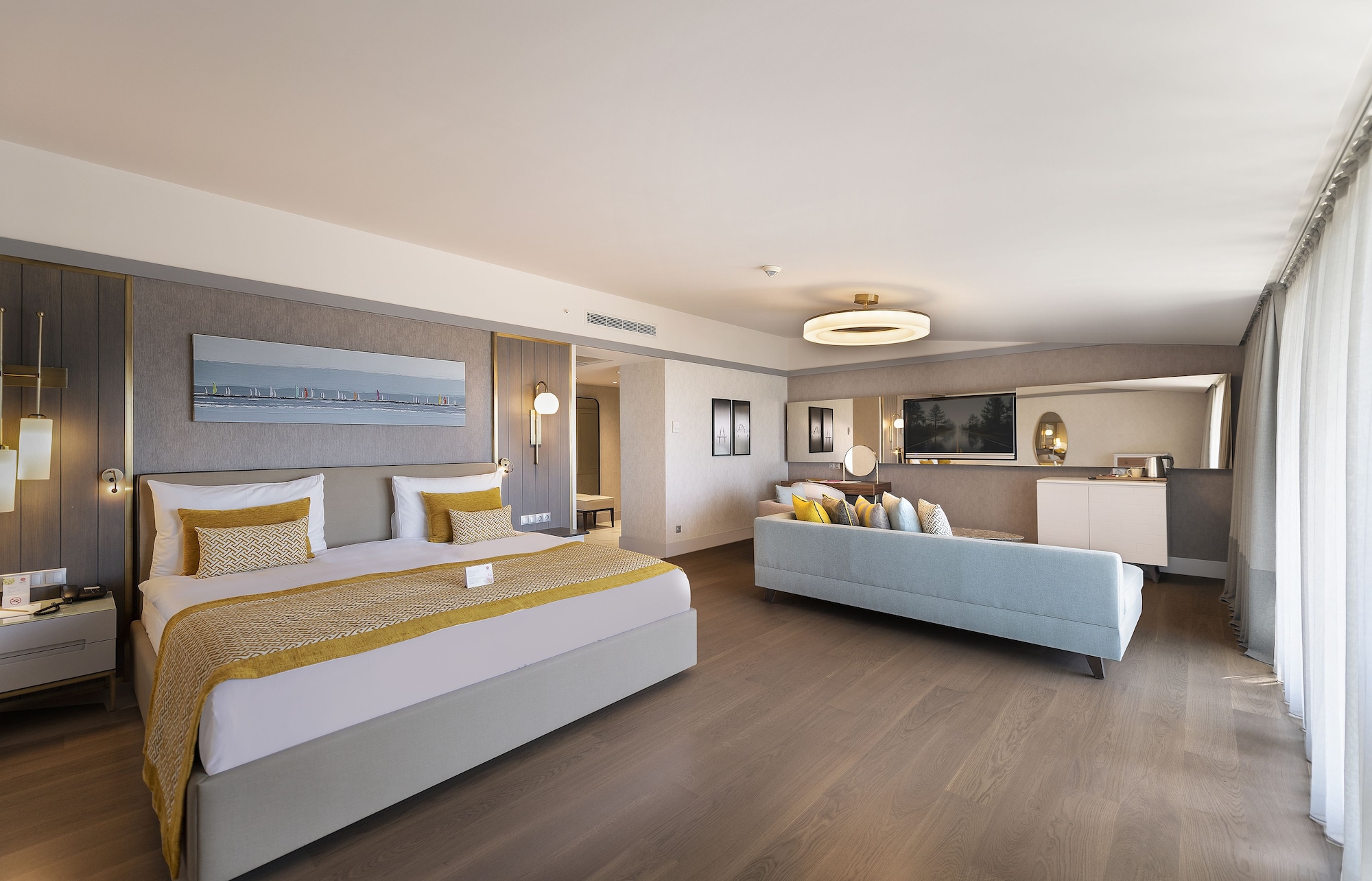 PENTHOUSE SUITE SEA VIEW