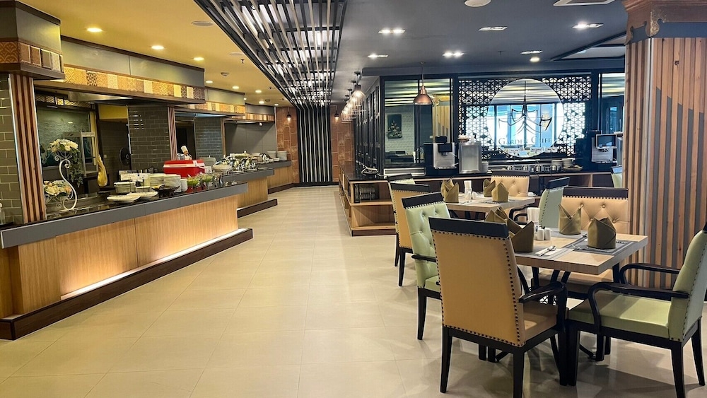 Garden Cliff Resort and Spa 153/172
