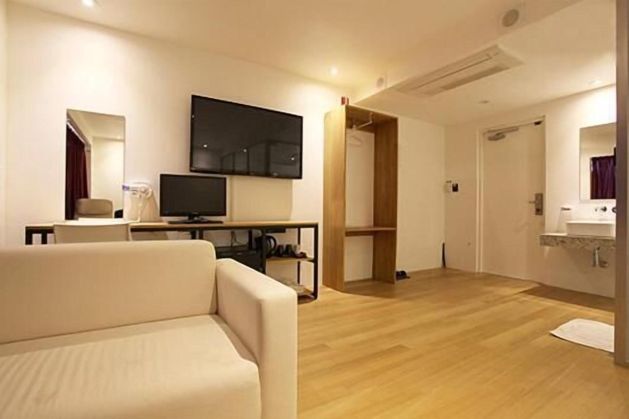 LAVILLA HOTEL 17/22