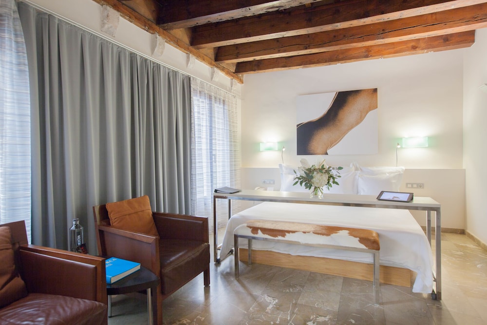 Petit Palace Hotel Tres 22/70