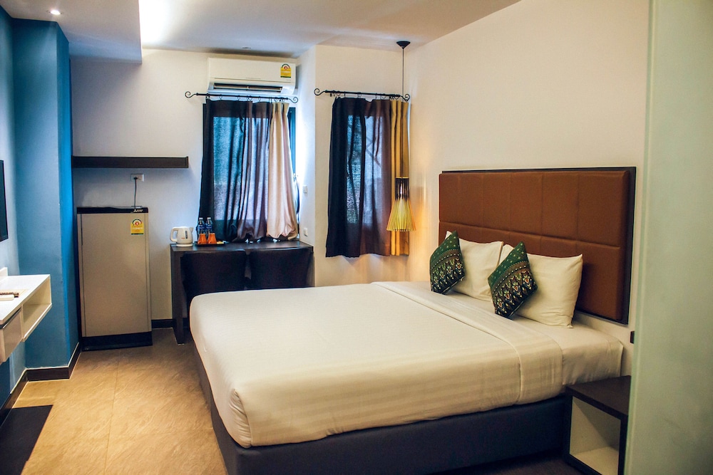 Deluxe, Double Bed