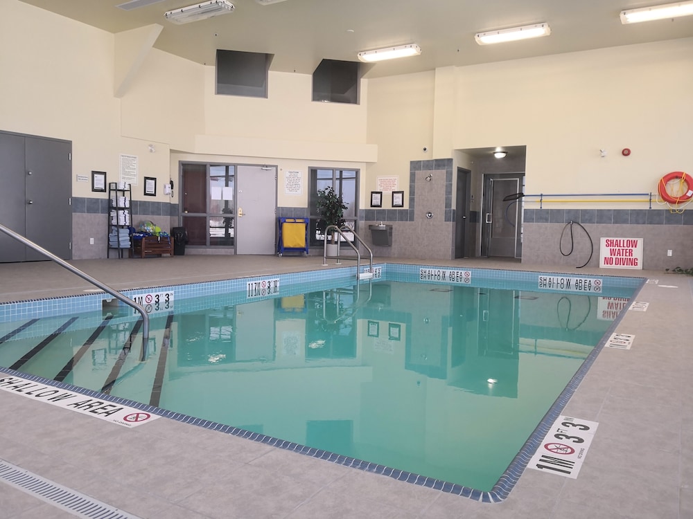 Quality Inn & Suites Hawkesbury 33/50