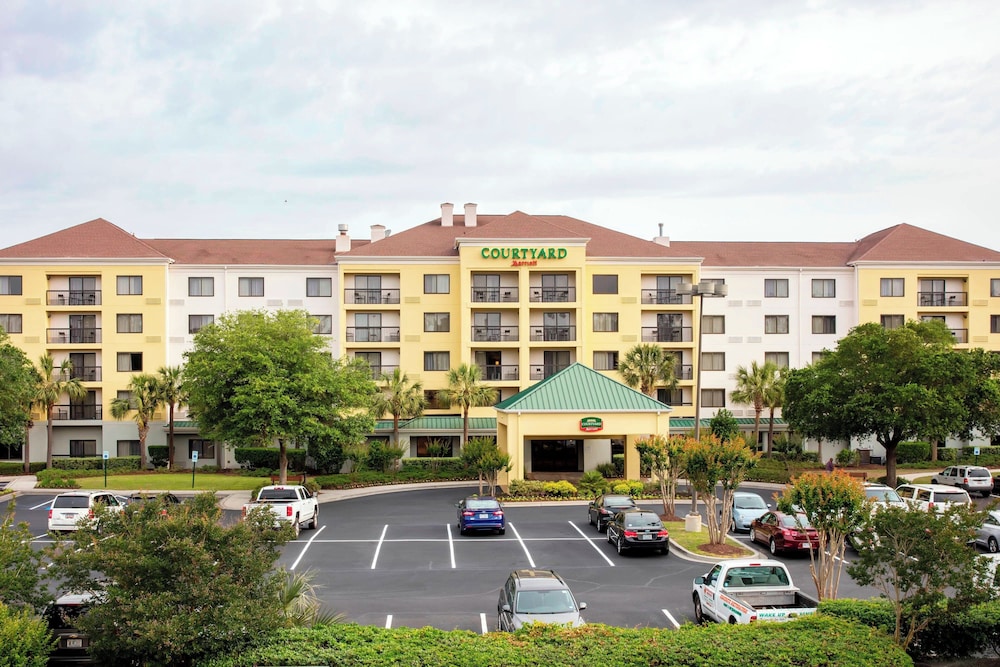 Courtyard Myrtle Beach Barefoot Landing 42/45