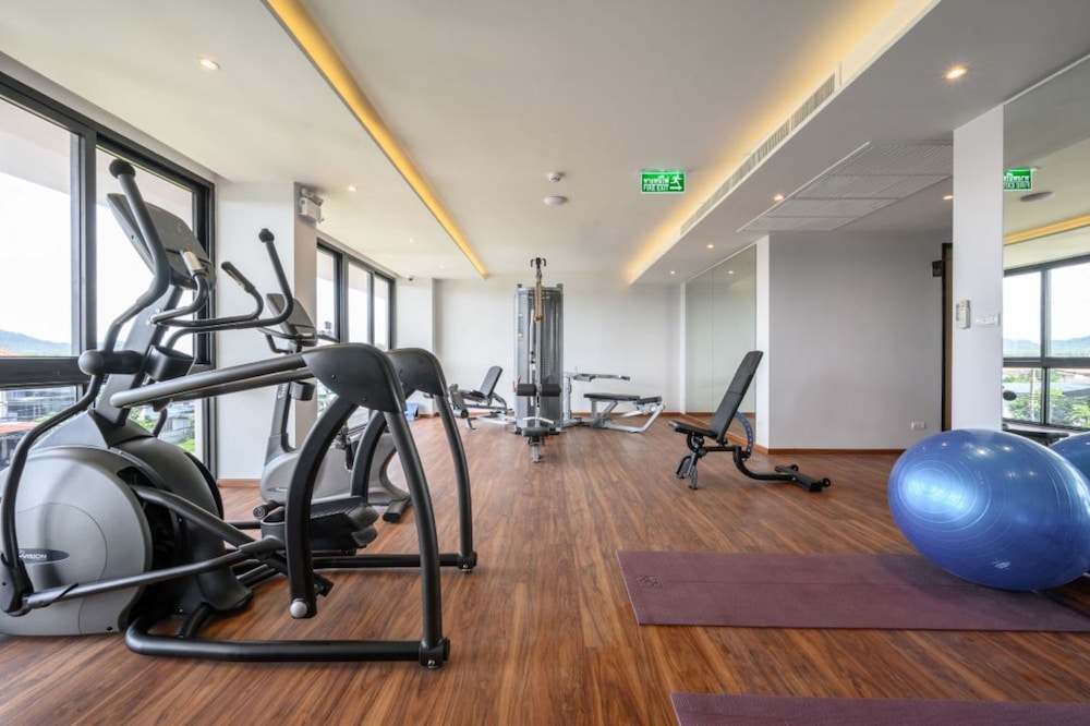 Tour De Phuket Hotel 45/71