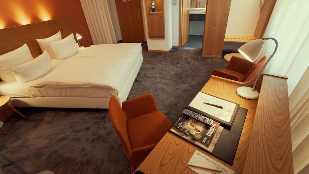غرفة ديلوكس بسرير كينج، Hotel Adler Asperg 7/8