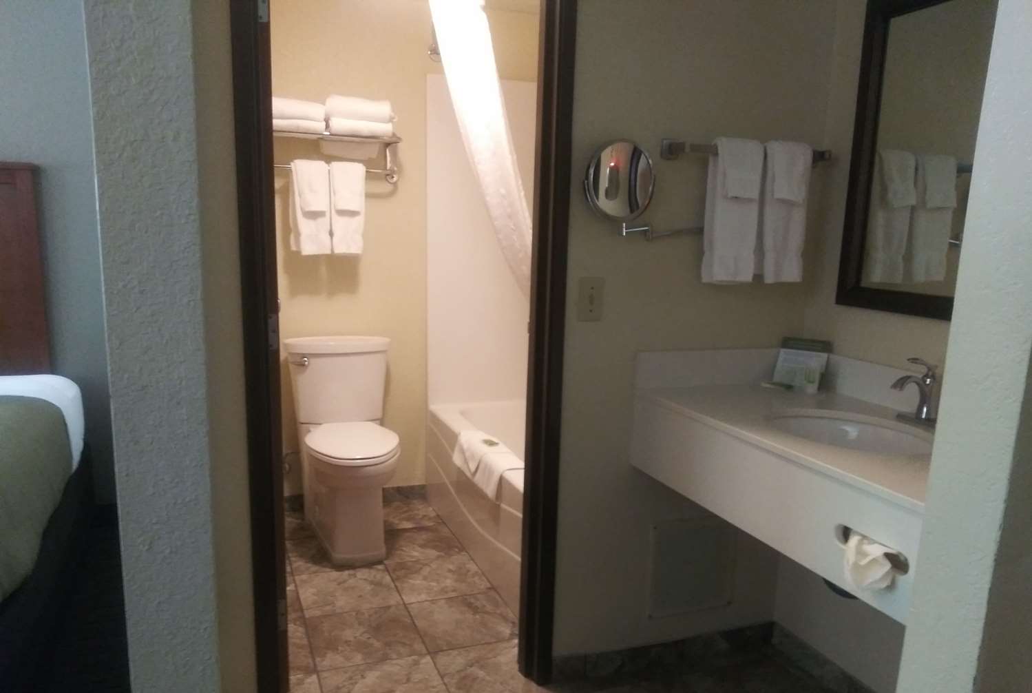 Americinn By Wyndham Red Wing 15/15