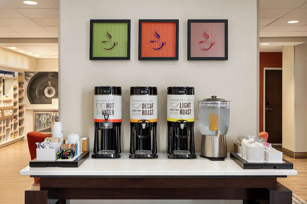 Hampton Inn Suites Overland Park South Ks 29/44
