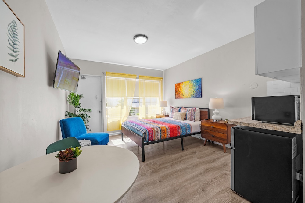 Rock Hostel 44/63