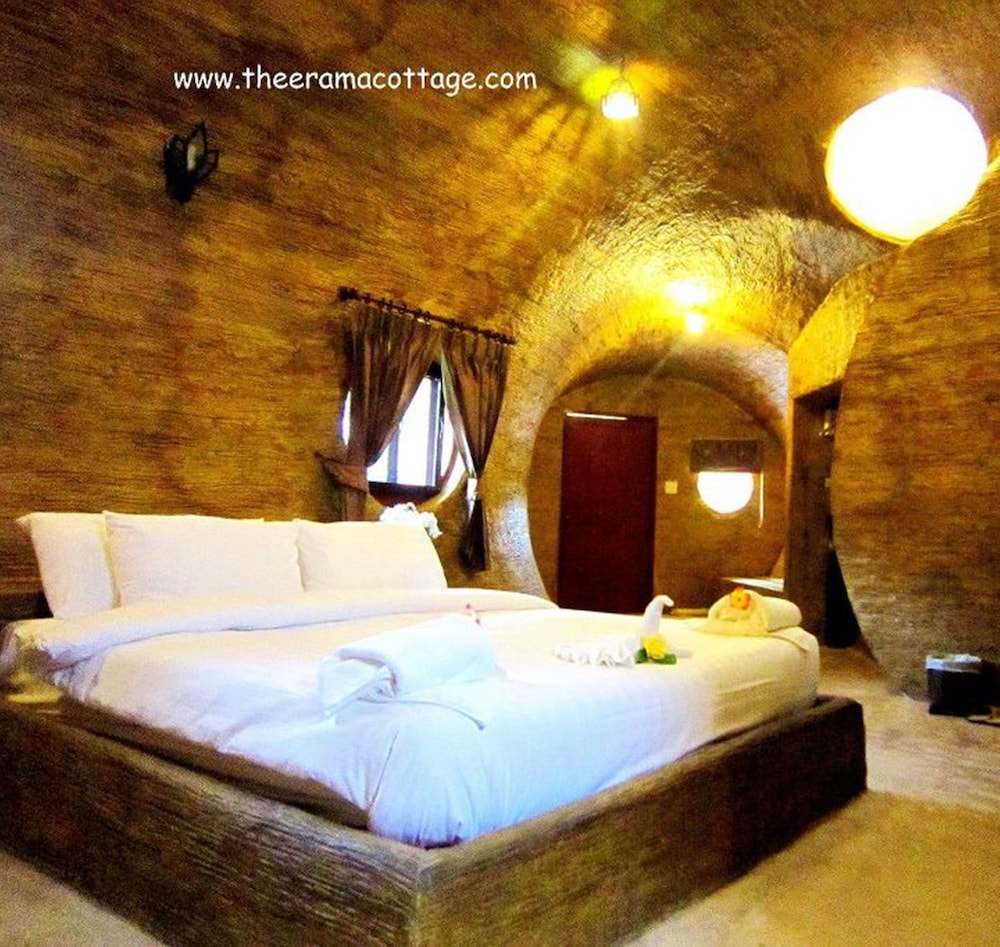 Theerama Cottage Resort 19/84